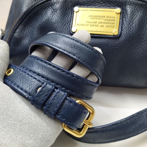 Marc Jacobs Natasha Blue Pebbled Leather Zipper Pocket Crossbody Bag - Picture 6 of 16